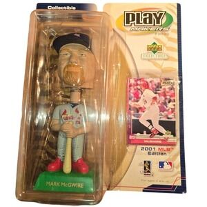 VTG Mark McGwire 2001 MLB Edition Play Makers Bobble Head Upper Deck w/Card NEW